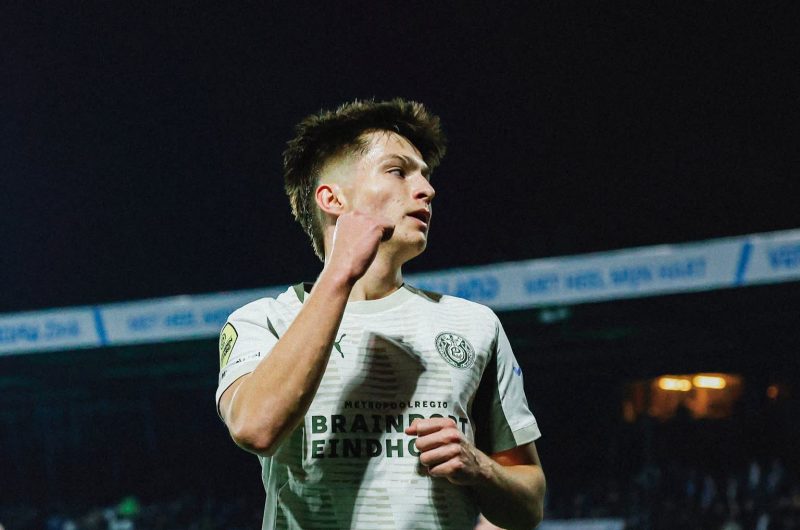 Esmir Bajraktarević na klupi PSV-a